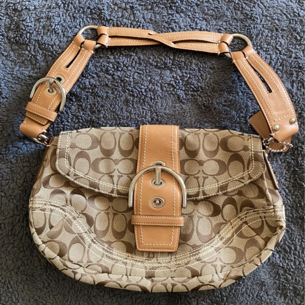 Coach Shoulder Bag
